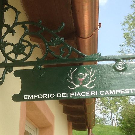 Foresteria Dei Piaceri Campestri Casciago Екстериор снимка