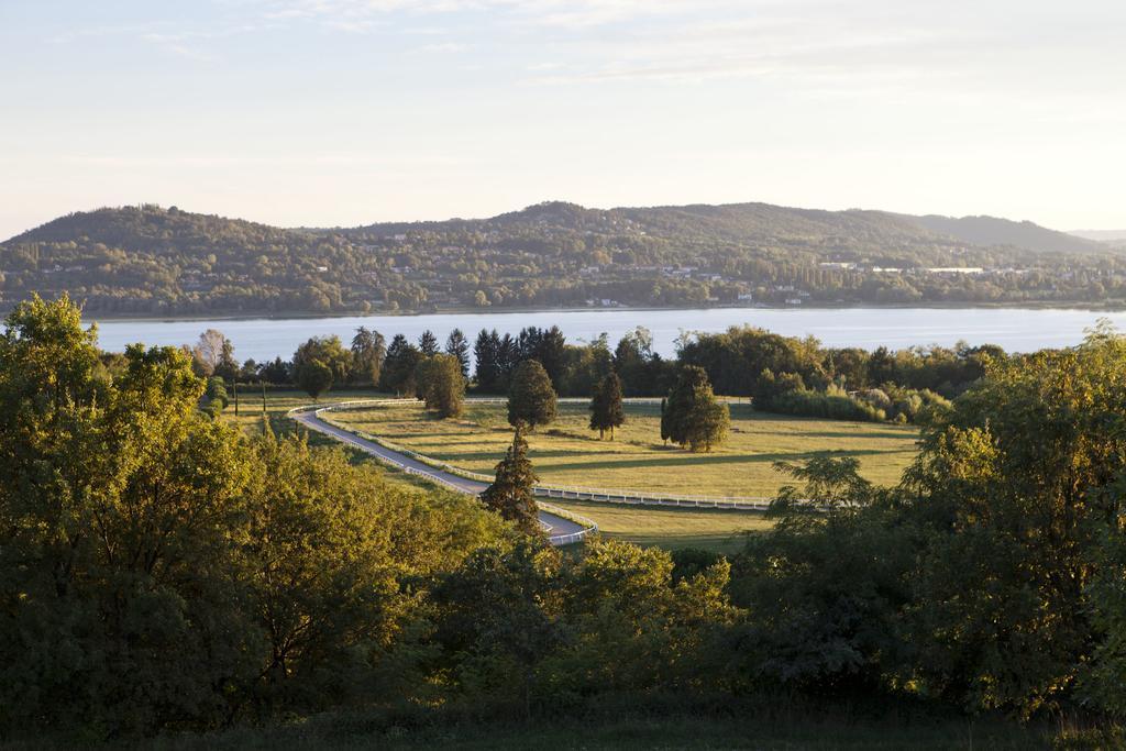 Foresteria Dei Piaceri Campestri Casciago Екстериор снимка